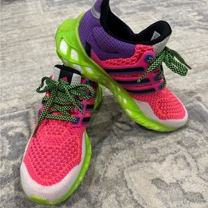 Adidas Ultra Boost Web DNA (Size 5)